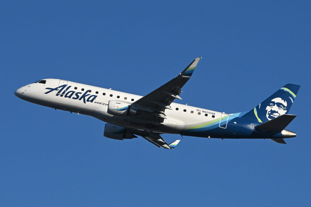 An AlaskaHorizon Embraer 175 commuter jet departs from Ted Stevens Anchorage International Airport on Thursday, Oct. 22, 2020. (Bill Roth / ADN)